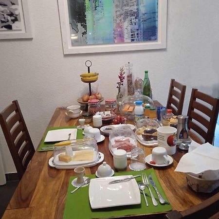 Kiki'S B&B Basel Exteriör bild