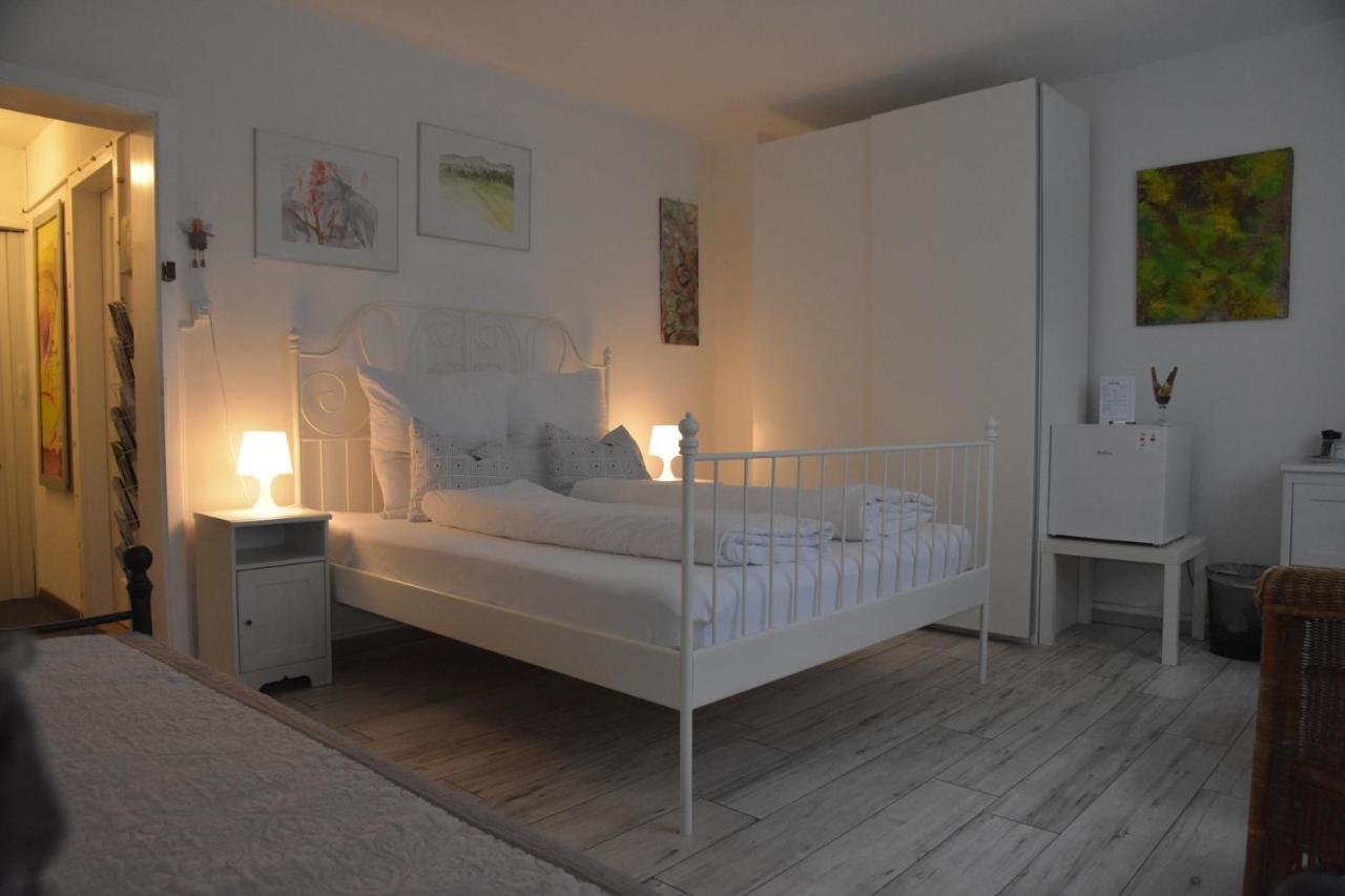 Kiki'S B&B Basel Exteriör bild